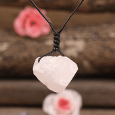 Collier Cordon en Quartz Rose Brut | Lithothérapie Stéphanie